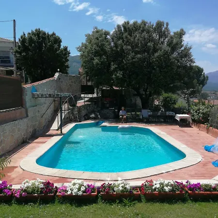 Rural En Casa vacanze Navaluenga