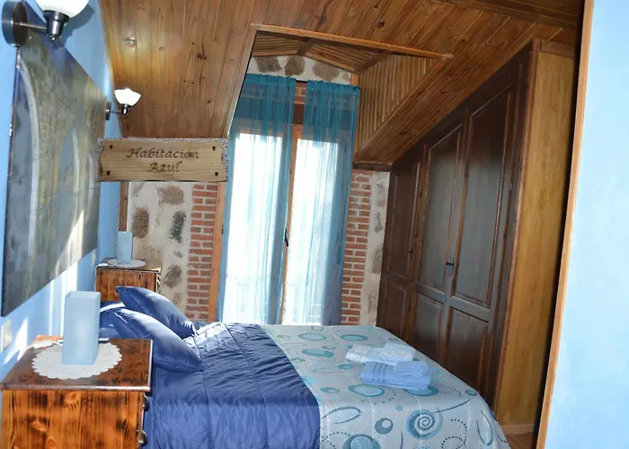 Rural En 펜션 나발루엔가